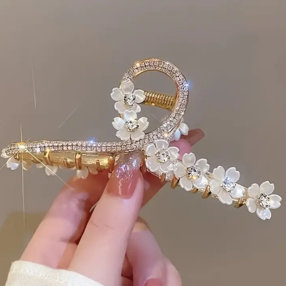 Gold and White Floral Hair Accessory with Pearls